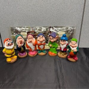 Seven Dwarfs Figures Vintage Disney Rubber Squeaky Toy All 7 in Original Case